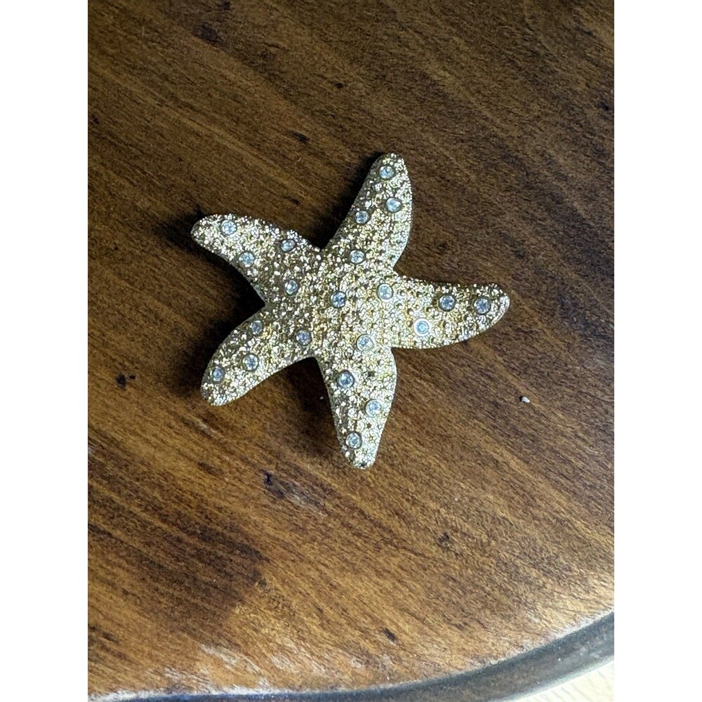 Vintage Swarovski Starfish Brooch Gold Tone Crystal Rhinestone Pin
